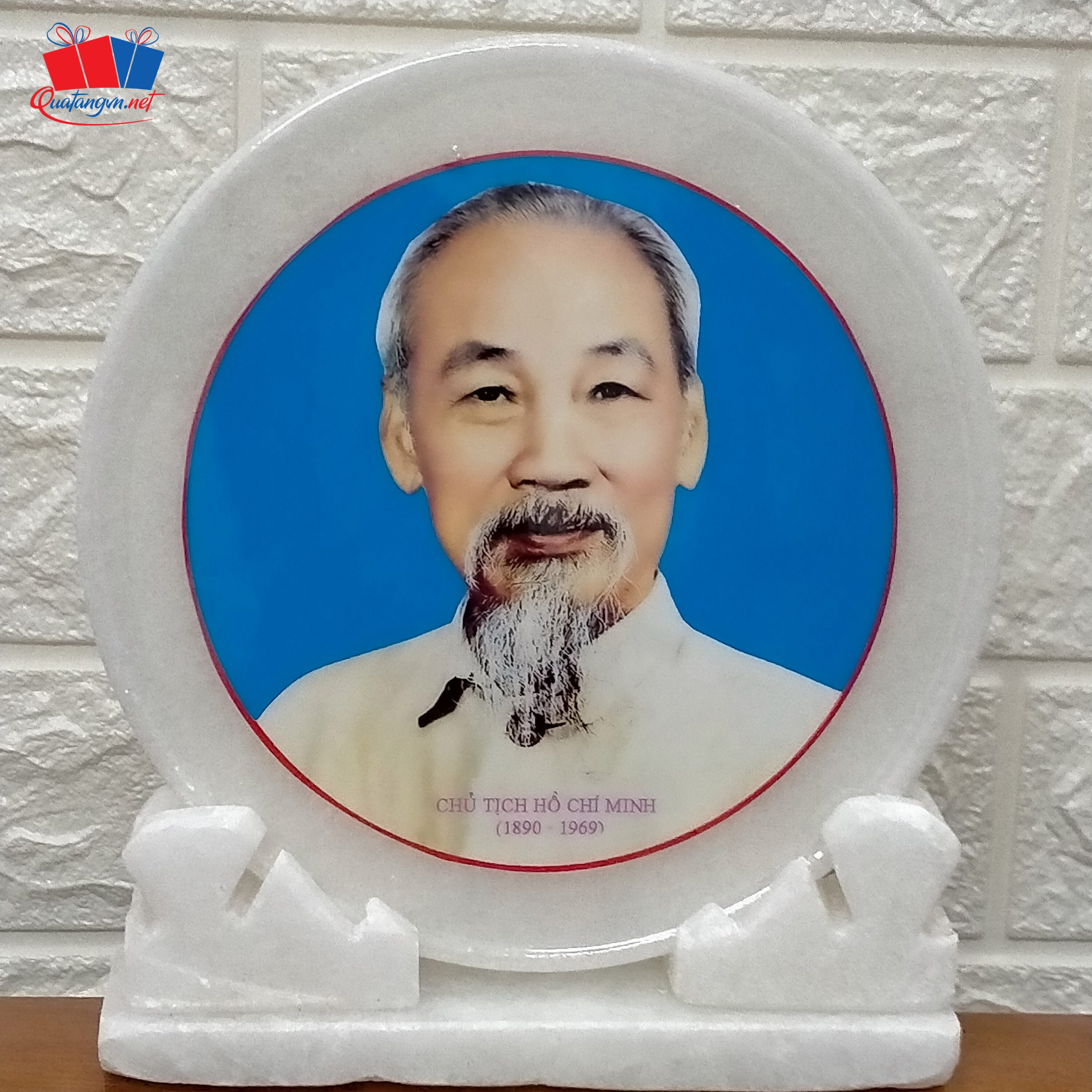 506dbc796a48d98e1c553b76c946d1a8